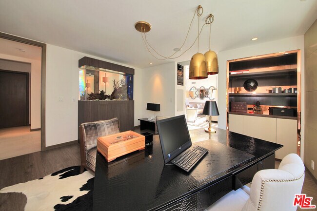 Building Photo - 3054 Elvido Dr