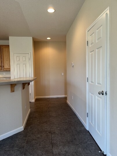 Building Photo - 1401 High Noon Dr