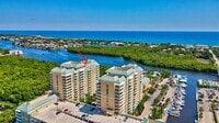 Building Photo - 700 E Boynton Beach Blvd