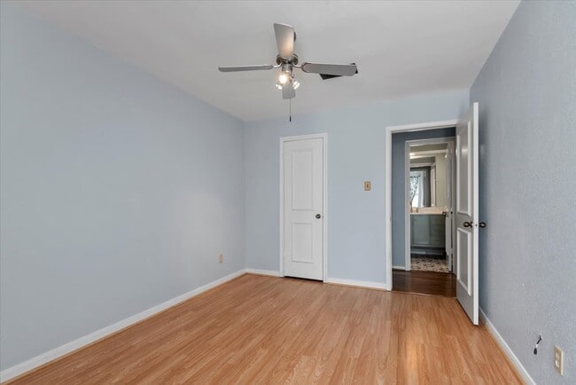 Building Photo - 13022 Hollow Brook Dr