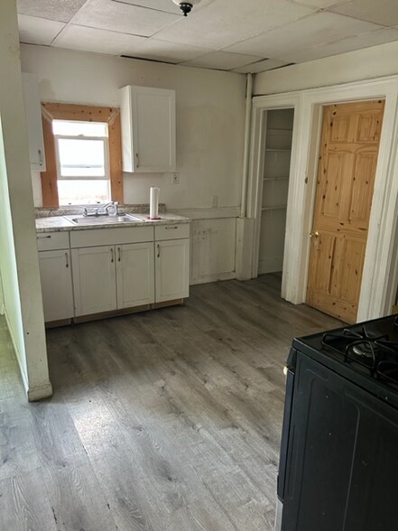 Building Photo - 26 Park Pl