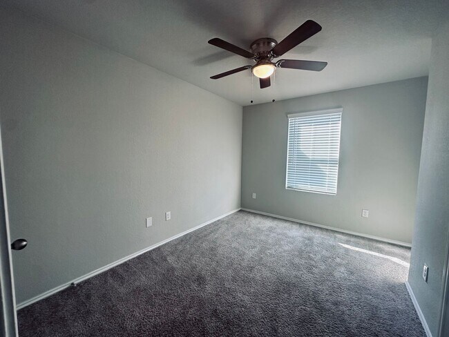 Building Photo - 7356 Misty Ridge Dr