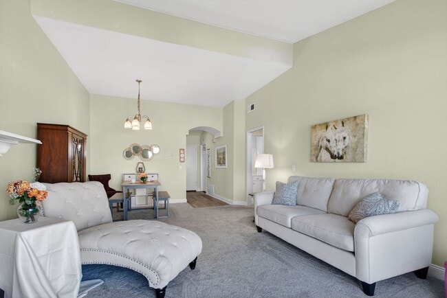 Building Photo - Elegantly Furnished Coastal Condo with Mountain Views