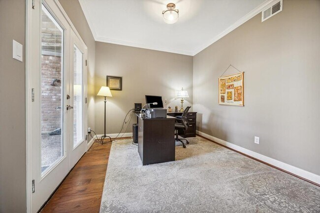 Building Photo - 1122 Daria Dr