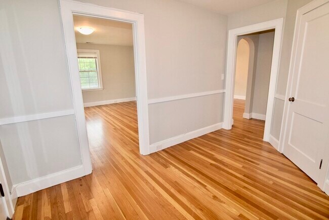 Building Photo - 98 Dean St