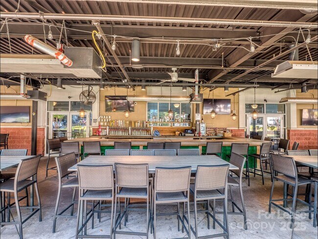 Building Photo - 2074 Ayrsley Town Blvd