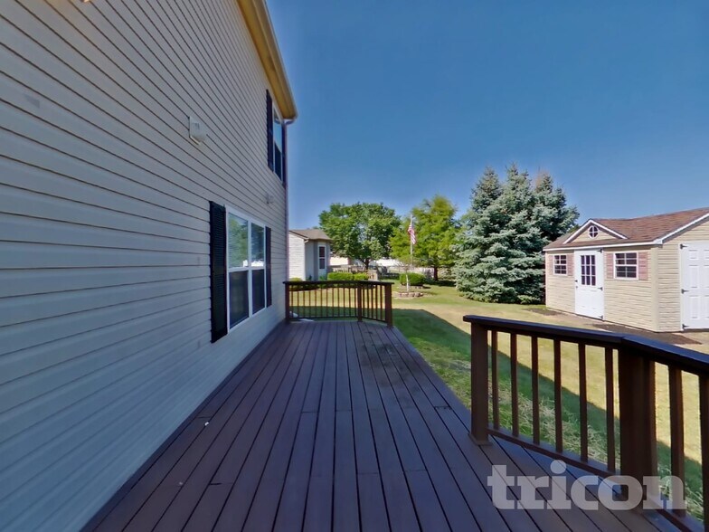 Building Photo - 1003 Pine Ridge Way