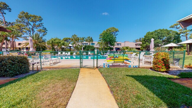Building Photo - 1800 SE St Lucie Blvd