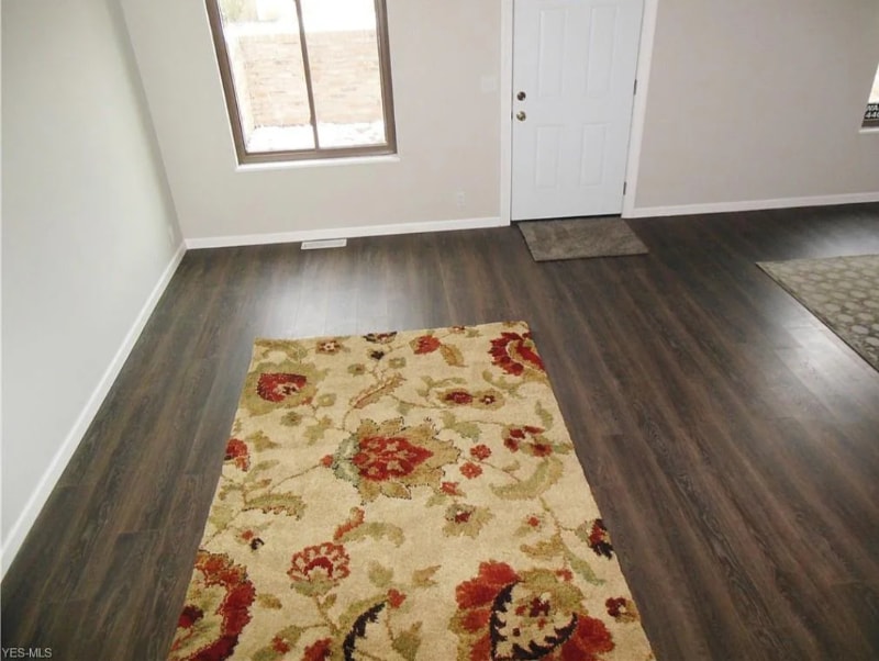 Building Photo - 1651 Mentor Ave