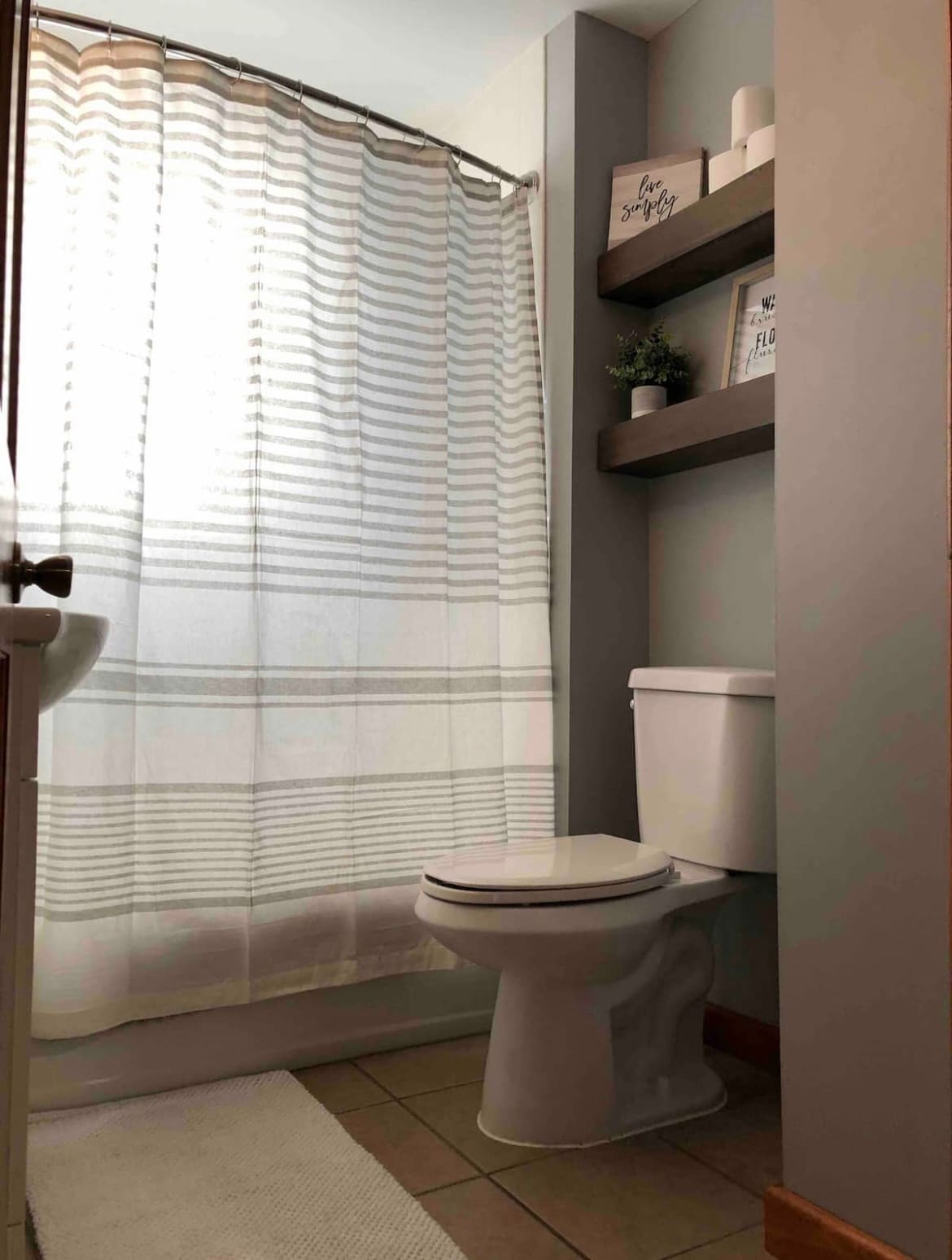 Building Photo - 184 Thornton St