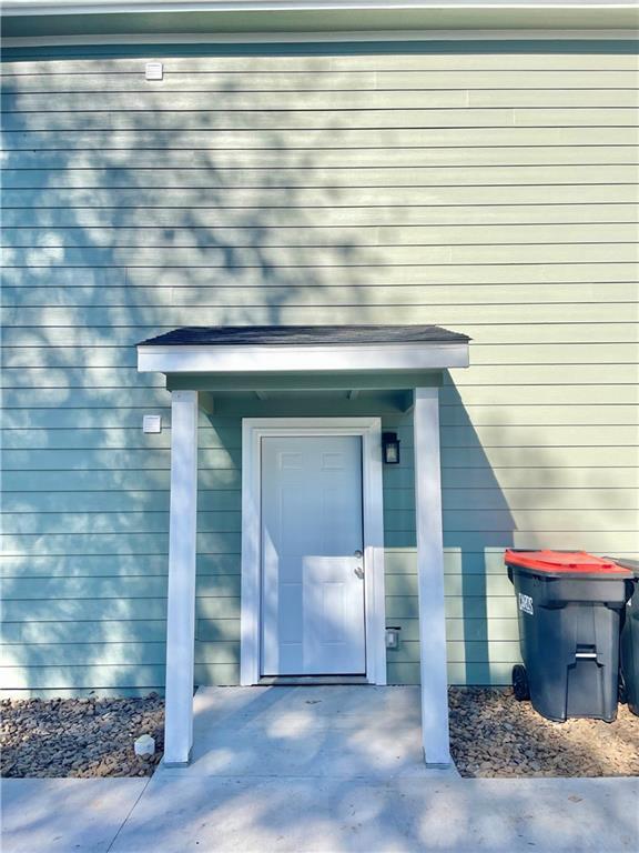 Building Photo - 506 Park St