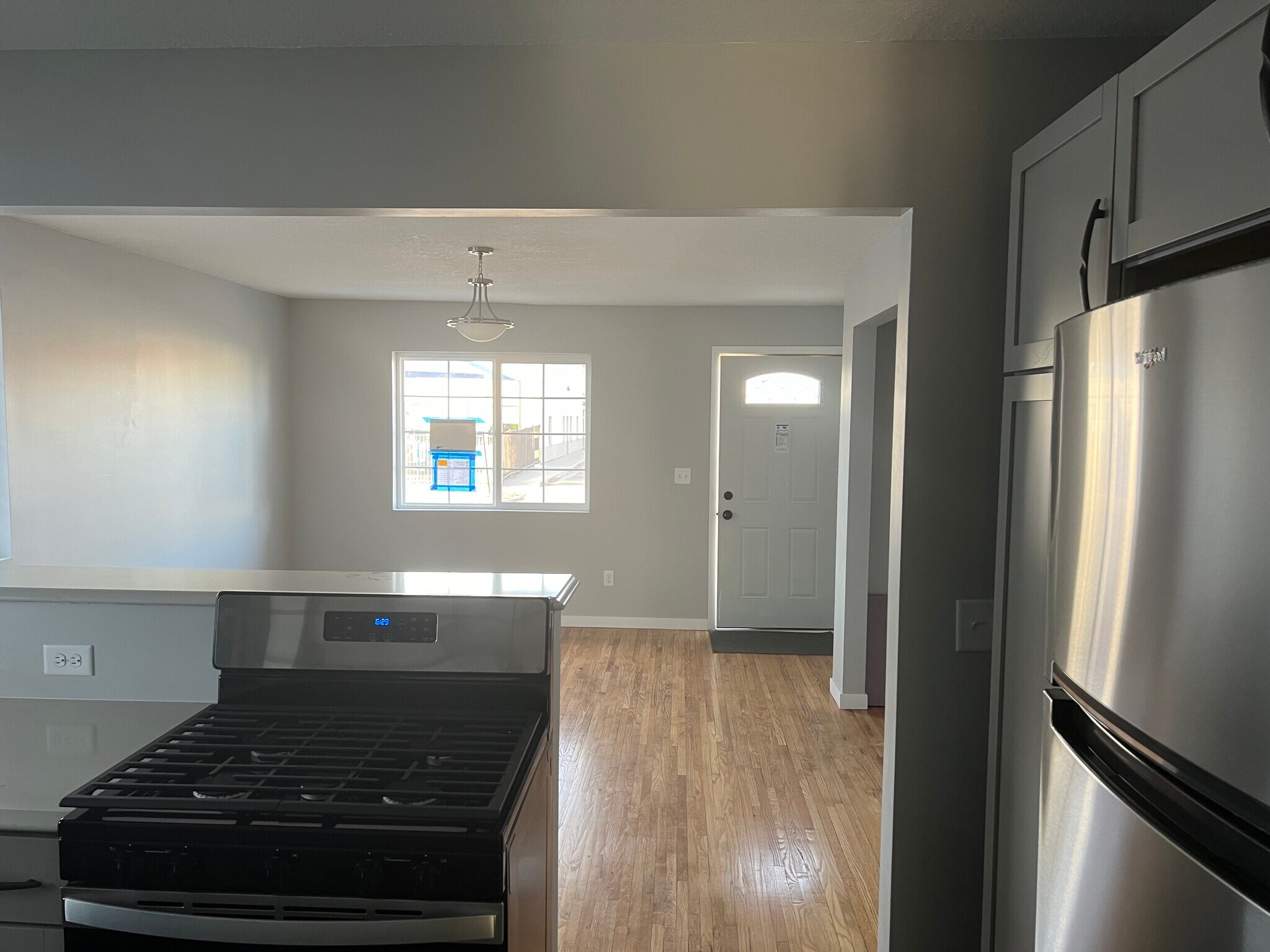 Building Photo - 1020 Aurora Ave