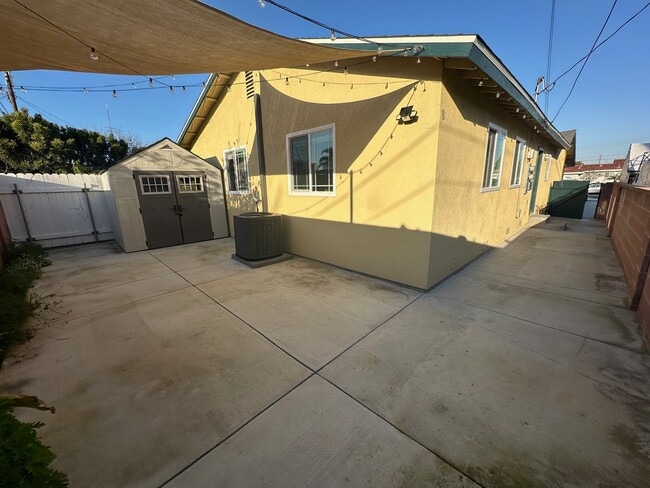 Building Photo - 12603 Jerome Ln