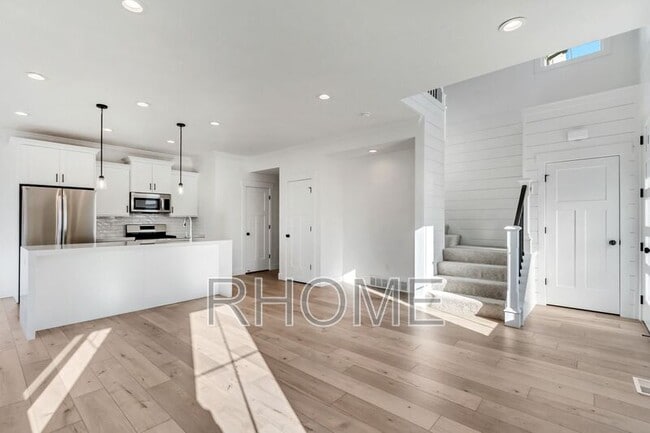 Building Photo - 10584 Canyon Villa Dr