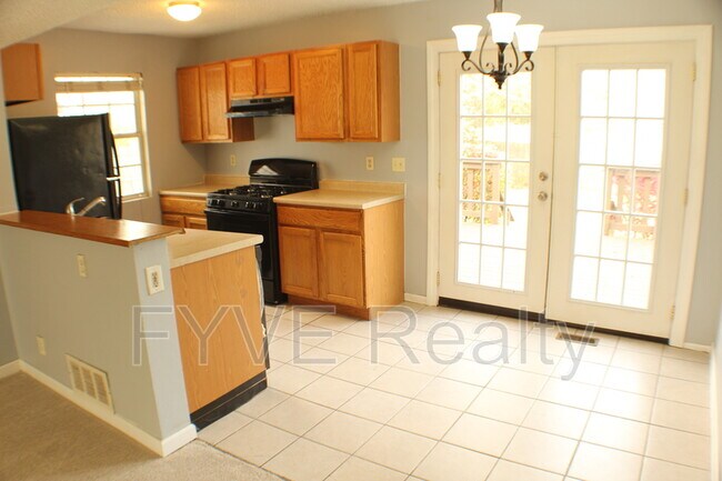 Building Photo - 4968 Silver Bow Dr
