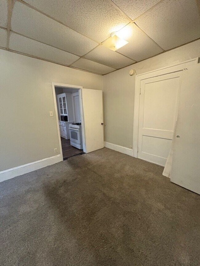 Building Photo - 3373 Vineville Ave