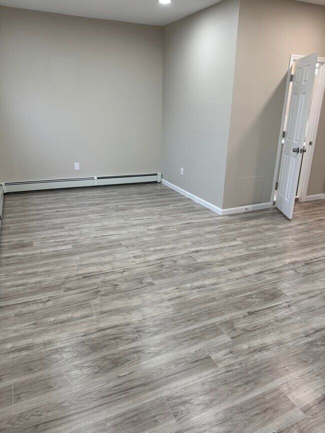 Building Photo - 7506 4th Ave