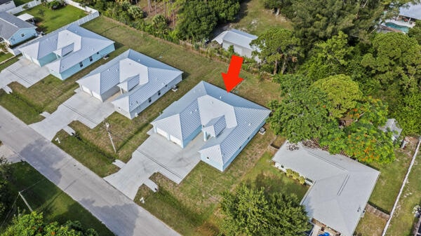 Building Photo - 5911 Seagrape Dr