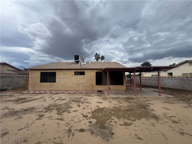 Building Photo - 6209 Meadowlark Ln