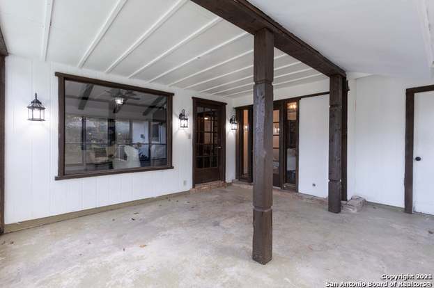 Building Photo - 1015 Cerro Alto Dr