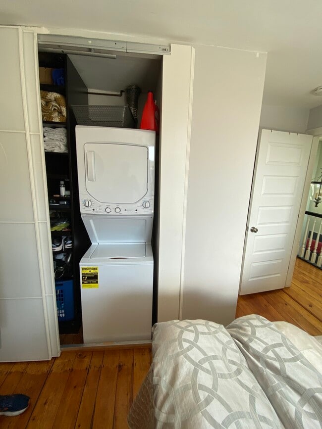 Building Photo - 52 E Springfield St