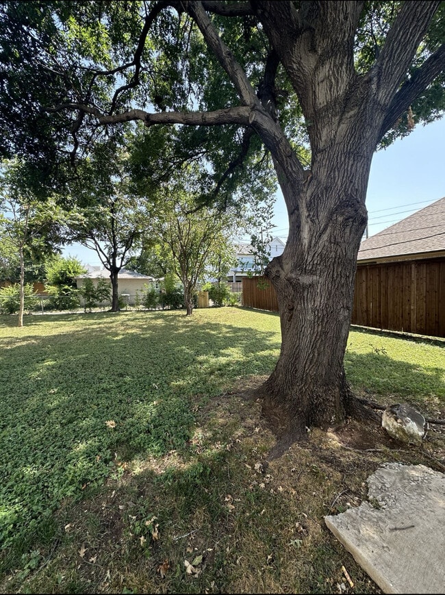 Building Photo - 4622 Stigall Dr