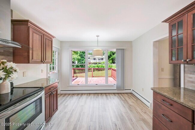 Building Photo - 107 Carteret Dr