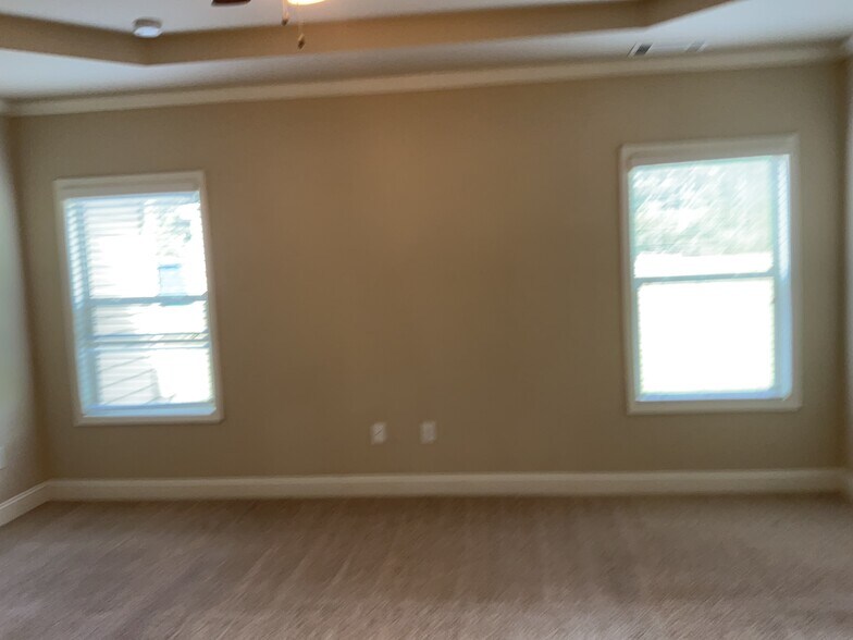 Building Photo - 1289 Victoria Walk Ln