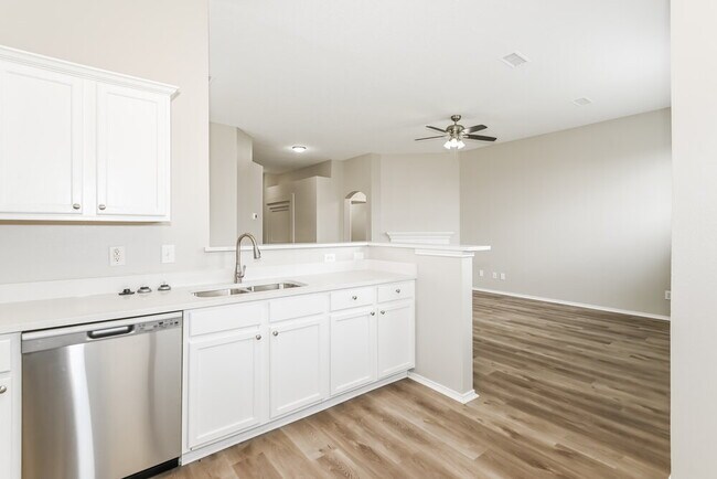 Building Photo - 1603 Wolf Creek Dr