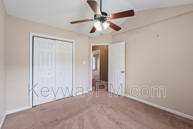 Building Photo - 4858 High Meadows Dr