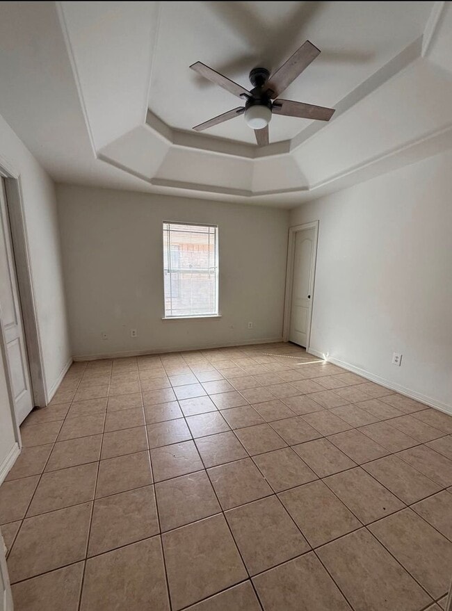 Building Photo - 1208 S Diplomat Dr