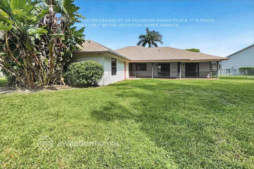 Building Photo - 13325 Kingsbury Dr