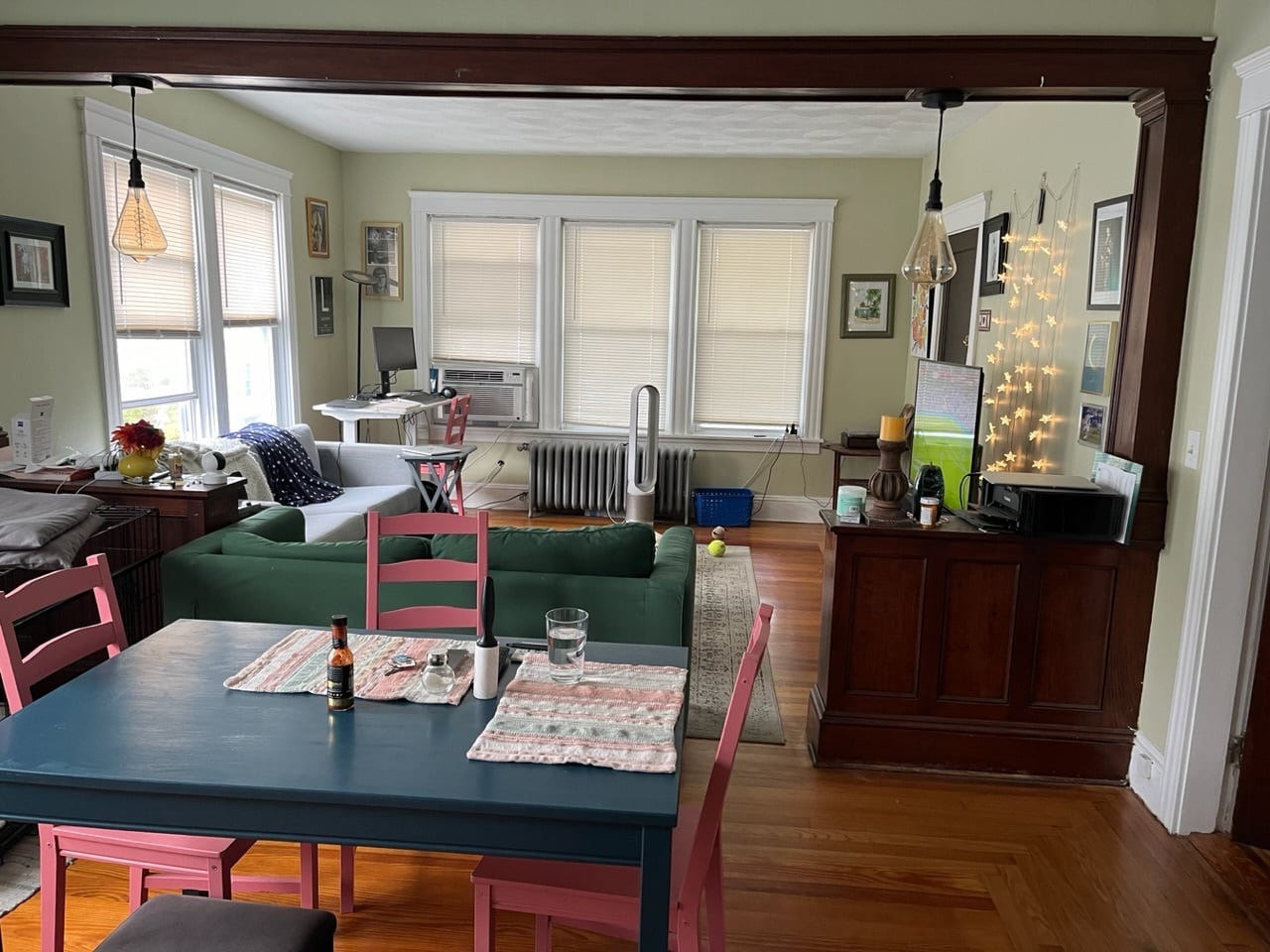 Living room - 464 West Ave