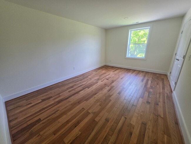 Building Photo - 2721 Conowingo Rd