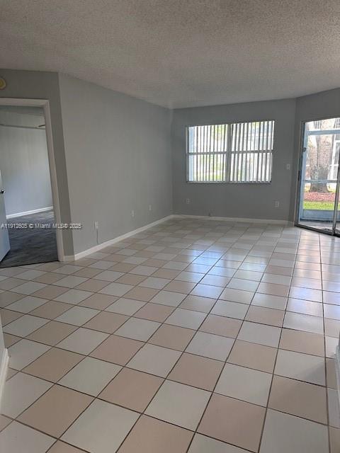 Building Photo - 2043 SE 26th Ln