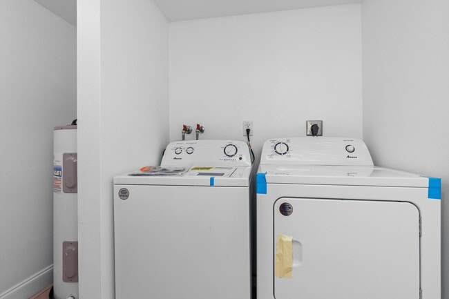 Building Photo - 226 Alemeda Dr