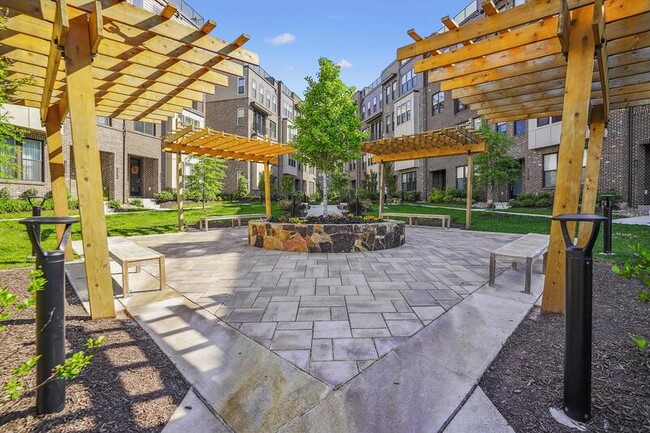 Building Photo - 14420 Beckett Glen Cir