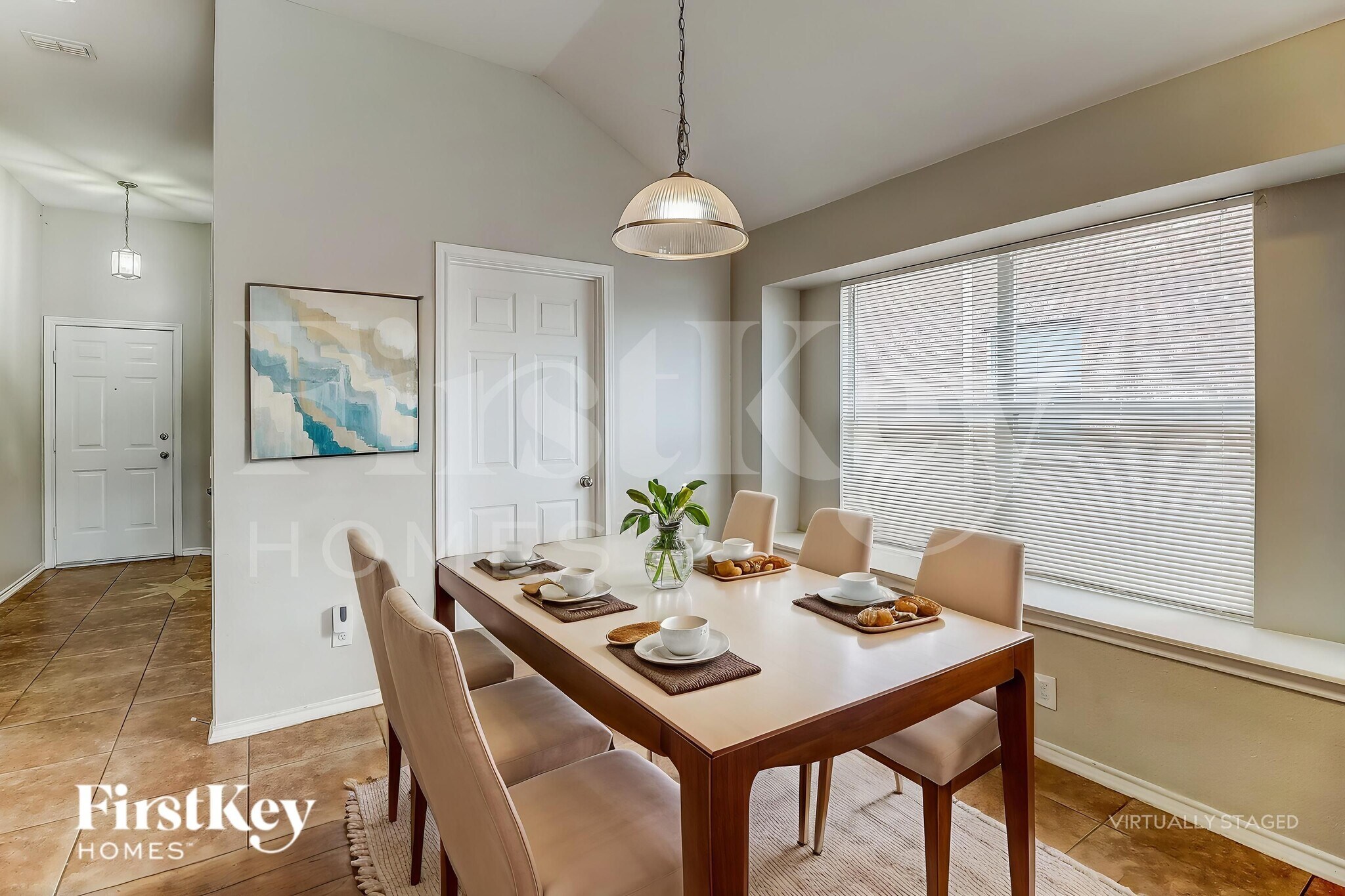 Building Photo - 1405 Silver Maple Ln