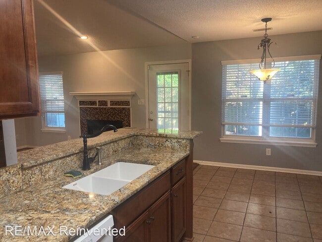 Building Photo - 2 br, 2 bath House - 255 Hudson Trace