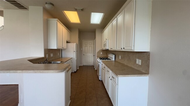 Building Photo - 25235 Boulder Bend Ln