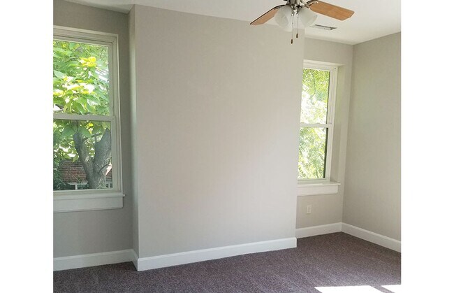 Building Photo - 3261 Bishop St