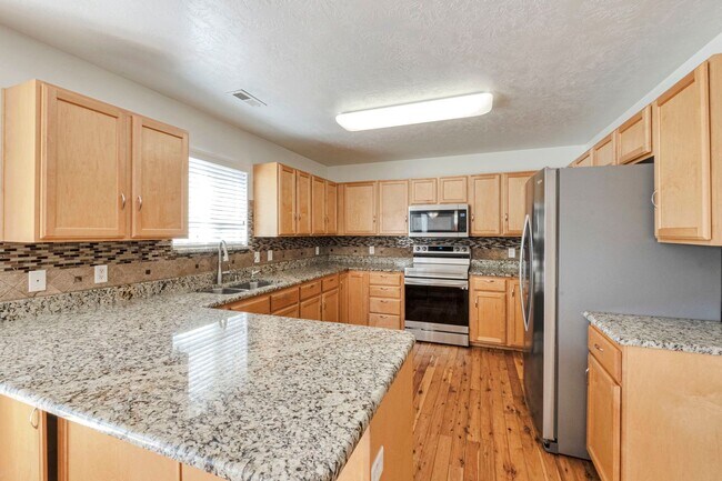 Building Photo - 503 N 850 W