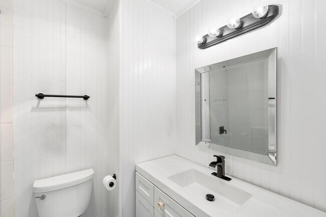 Building Photo - 1712 Timber Ridge Rd