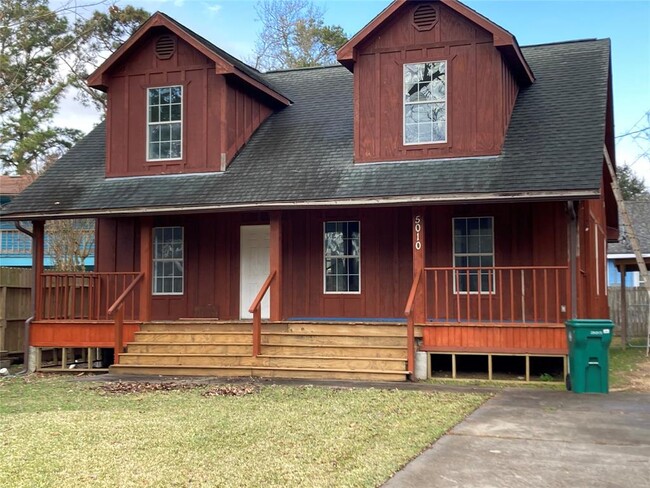 Primary Photo - 5010 Elm St