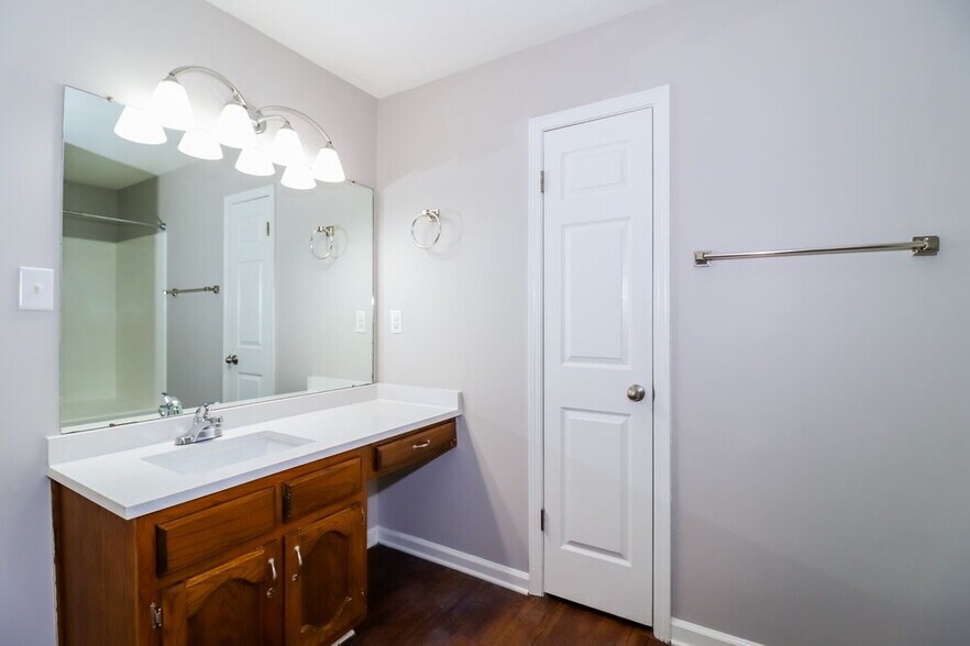 Building Photo - 1663 Ranmar Dr