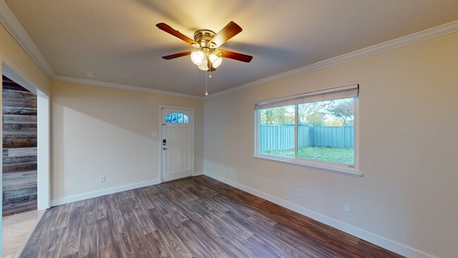 Building Photo - 15451 Marty Dr