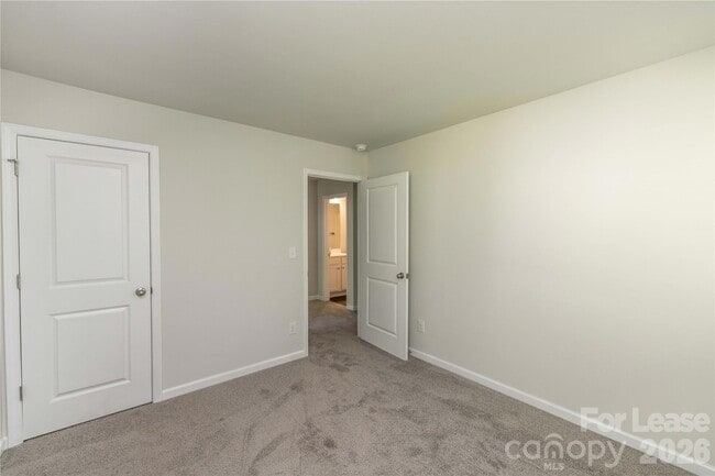 Building Photo - 208 S Bell Ave