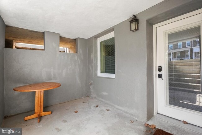 Building Photo - 4420 15th St NW