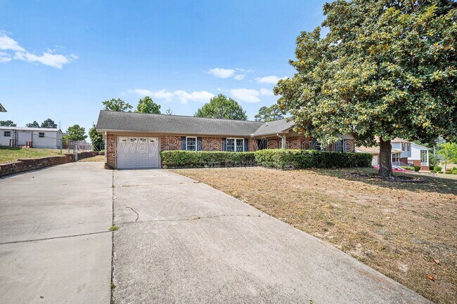 Building Photo - 3420 Linderwood Dr