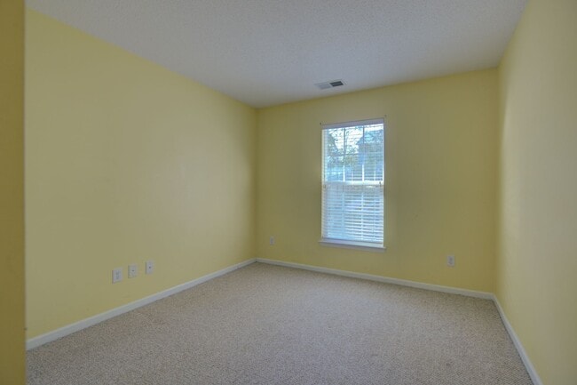 Building Photo - COMING SOON! Beautiful 3BR/2BA Home with Bonus Room in Sought-After Arbor Creek, Charlotte